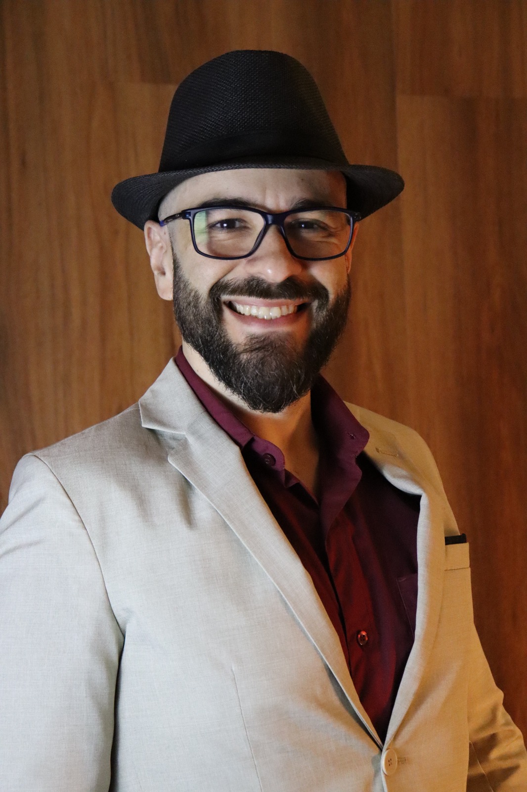 Professor Almir Fernandes
